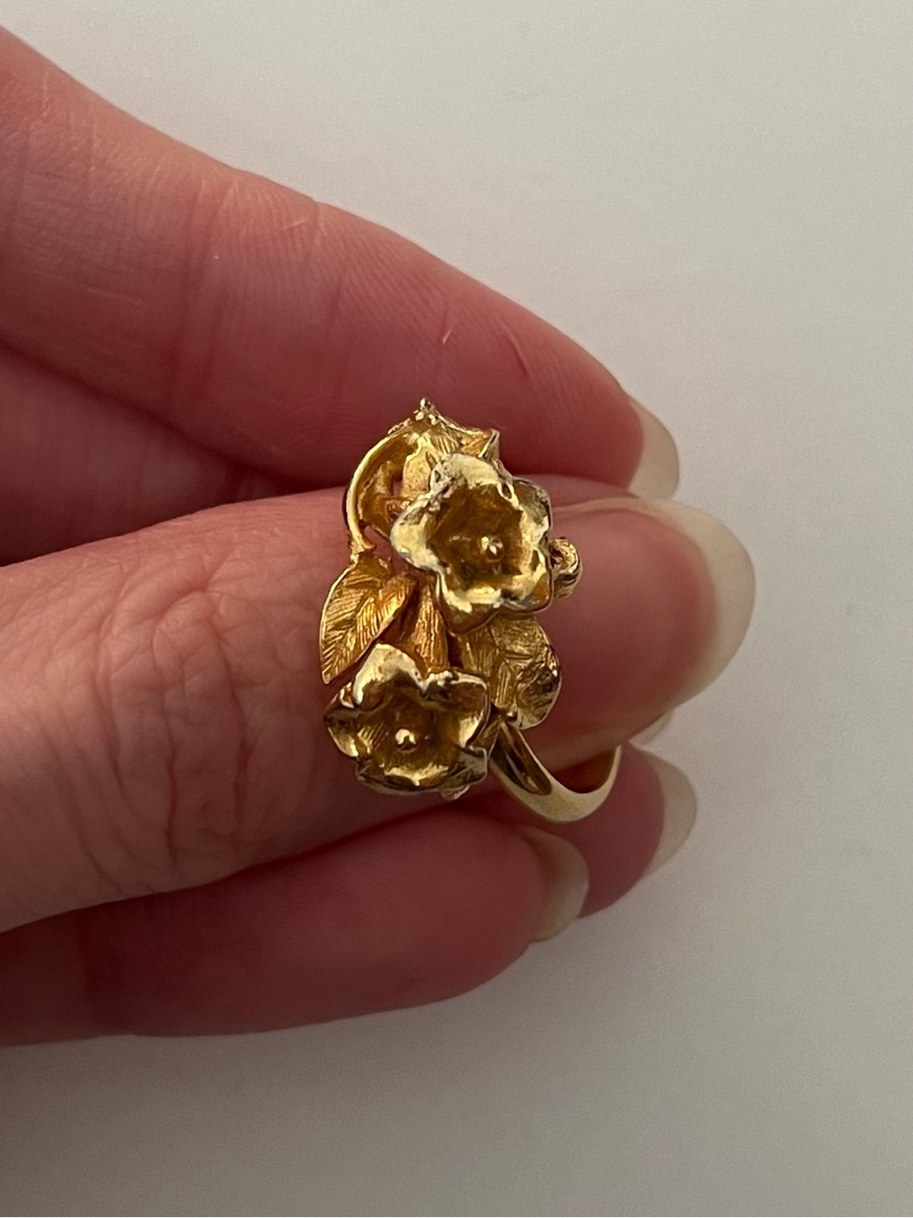 Vintage Gold Tone Floral Statement Ring